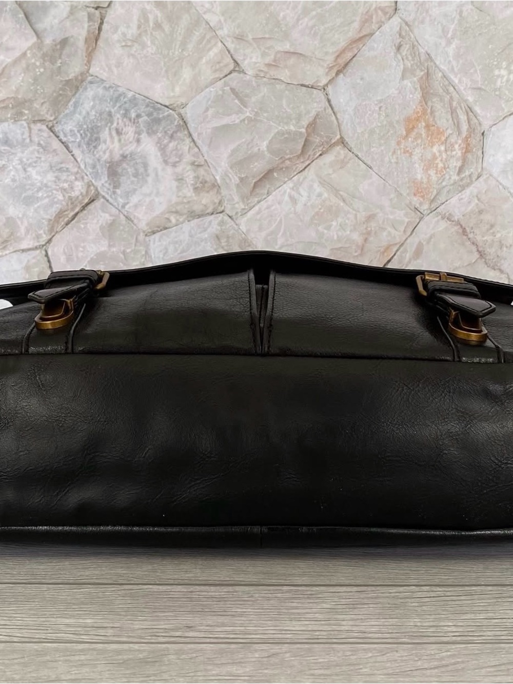 Fossil Black Leather Double-Buckle Messenger Bag - Picture 4 of 7